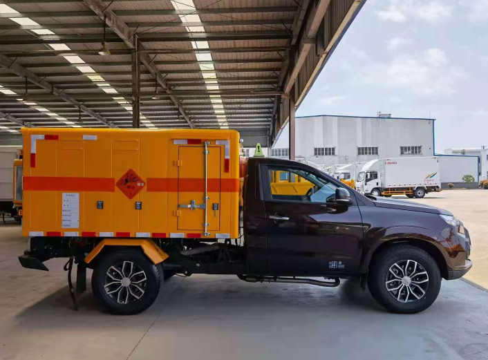 船营凯龙矿山设备爆破器材运输车安全性如何？