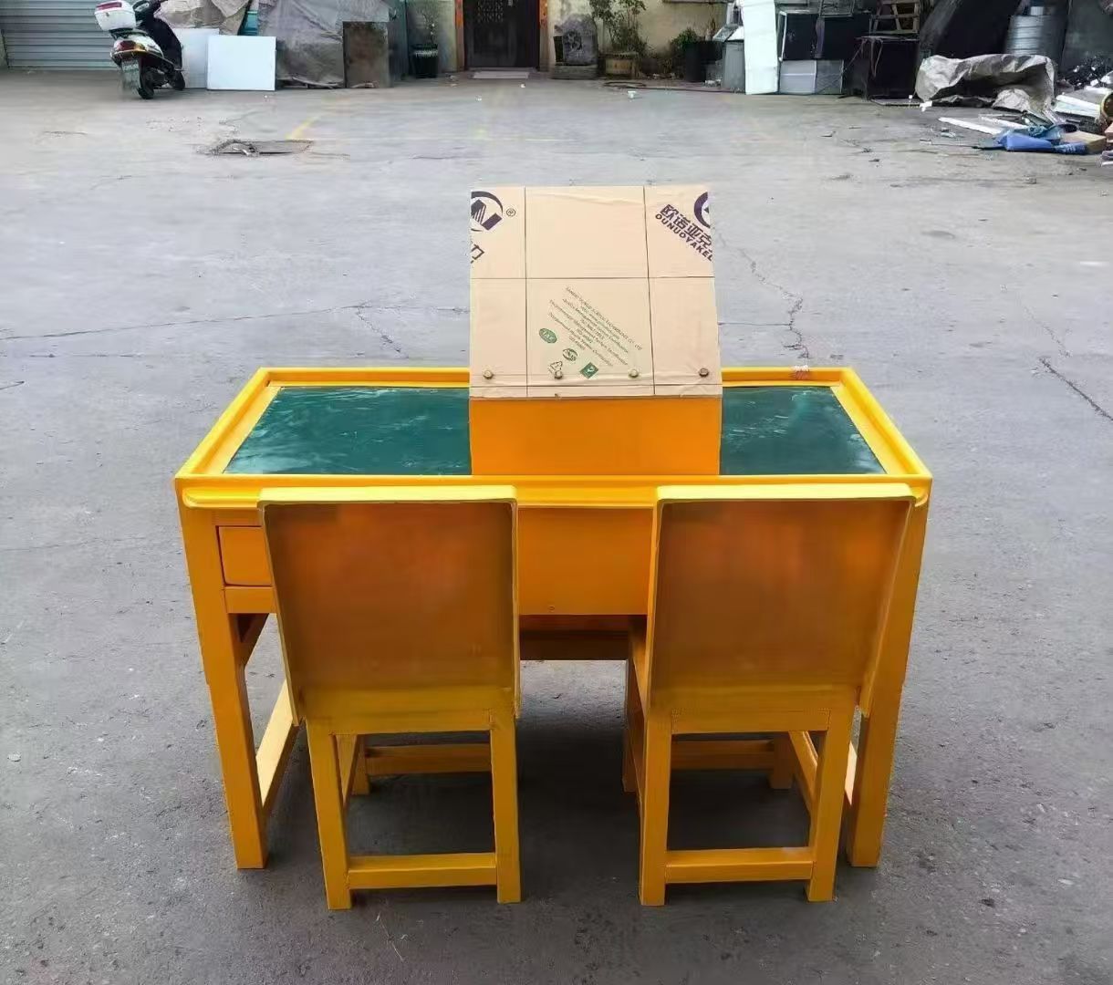 船营防静电导通桌井下煤矿火工品发放桌：危险品流转的安全守护者